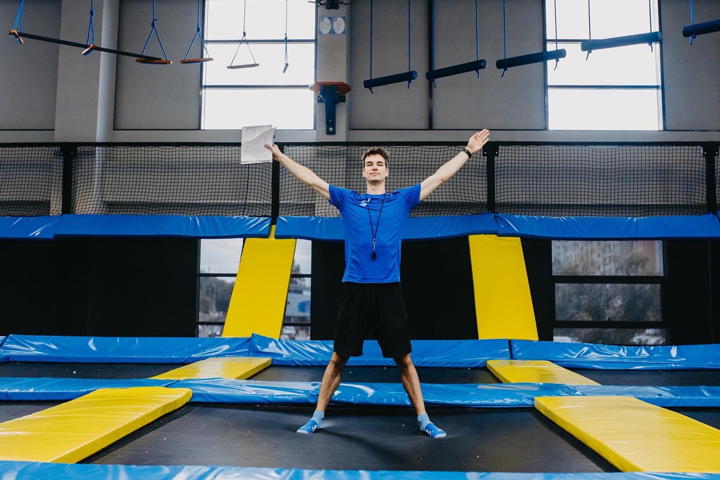 Jak I Ile Skakać Na Trampolinie żeby Schudnąć