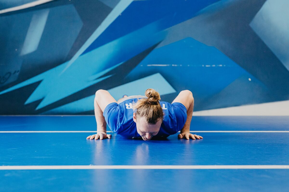 Burpees – jak robić krokodylki