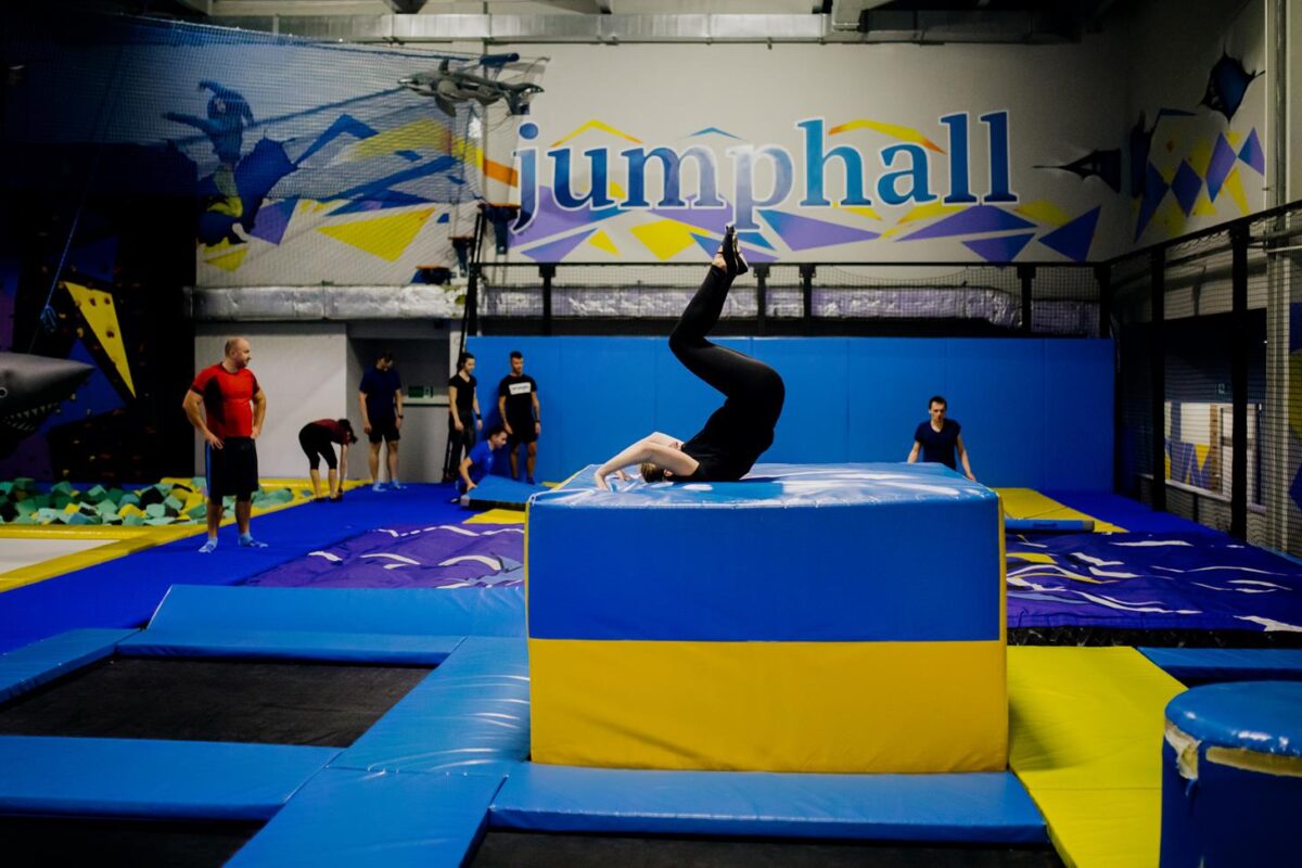 Ćwiczenia na koordynację ruchową – przykłady i wskazówki